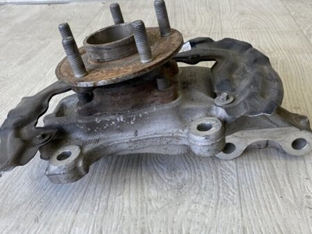 ФОТО Кулак поворотный для Ford Fusion USA 2 поколение (12-15) Киев