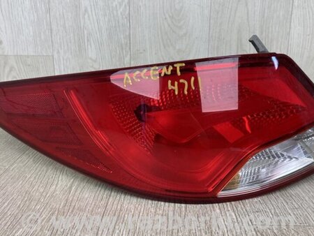 ФОТО Фонарь задний наружный для Hyundai ACCENT RB Киев