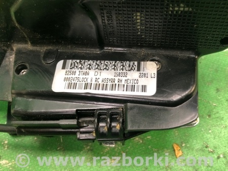 ФОТО Замок двери для Nissan Altima L33 Киев