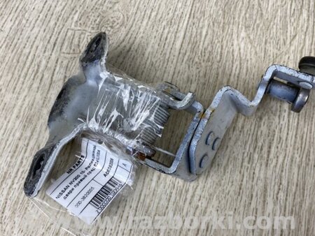 ФОТО Ролик сдвижной двери средний для Nissan NV200 USA (2013-) Киев