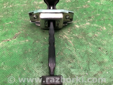 ФОТО Ограничитель двери для Toyota Camry 50 XV55 (04.2014-07.2018)  Киев