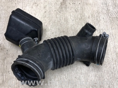 ФОТО Патрубок воздушного фильтра для Toyota Camry 50 XV55 (04.2014-07.2018)  Киев
