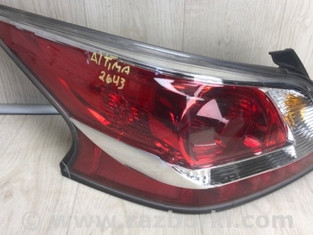 ФОТО Фонарь задний наружный для Nissan Altima L33 Киев