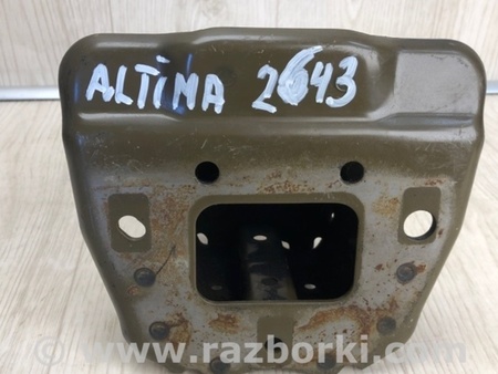 ФОТО Кронштейн усилителя заднего бампера для Nissan Altima L33 Киев