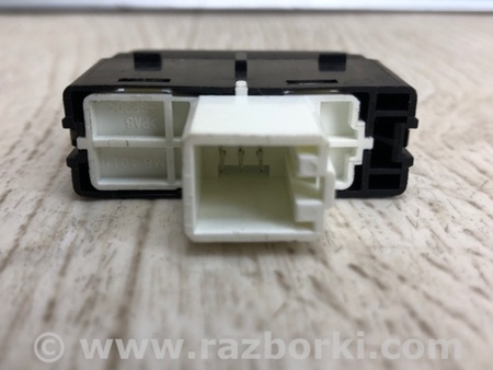 ФОТО Кнопка аварийки для Volkswagen Passat B8 (07.2014-...) Киев