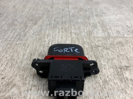 ФОТО Кнопка аварийки для KIA Forte YD (2012-) Киев