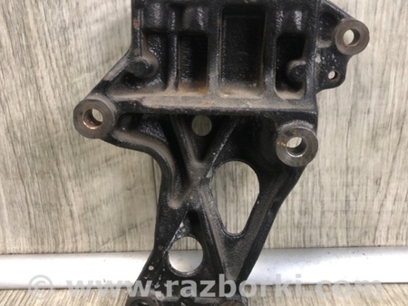 ФОТО Кронштейн крепления двигателя для Toyota Camry 50 XV55 (04.2014-07.2018)  Киев