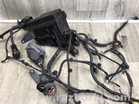 ФОТО Блок предохранителей для Toyota RAV-4 (15-18) Киев