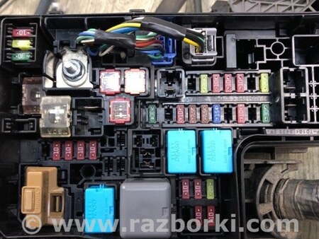 ФОТО Блок предохранителей для Toyota RAV-4 (15-18) Киев