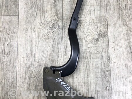ФОТО Петля капота для Jeep Cherokee (2014-) Киев