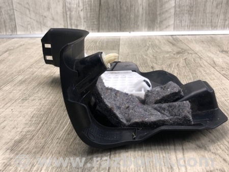ФОТО Накладка на стойку кузова для Toyota RAV-4 (15-18) Киев