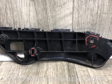 ФОТО Кронштейн бампера переднего для Toyota RAV-4 (15-18) Киев