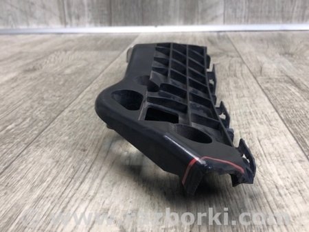 ФОТО Кронштейн бампера переднего для Toyota RAV-4 (15-18) Киев