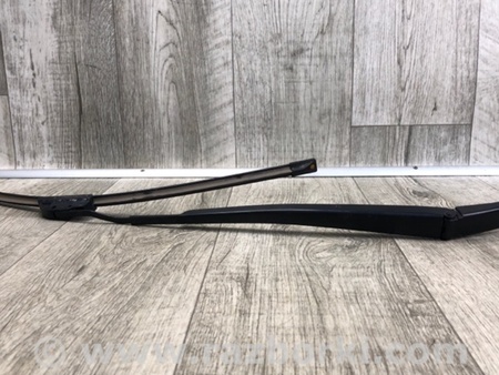 ФОТО Поводок дворника для Toyota RAV-4 (15-18) Киев