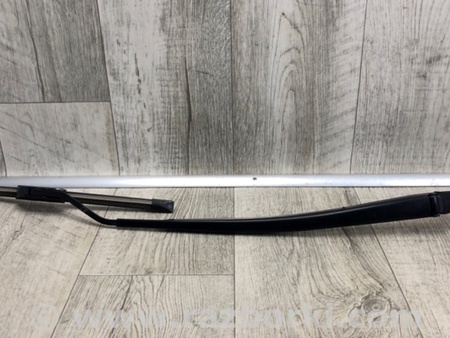 ФОТО Поводок дворника для Toyota RAV-4 (15-18) Киев