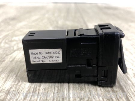 ФОТО USB адаптер для Toyota RAV-4 (15-18) Киев