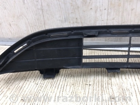 ФОТО Решетка переднего бампера для Toyota RAV-4 (15-18) Киев