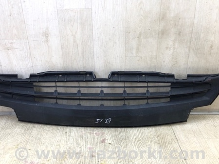 ФОТО Решетка переднего бампера для Toyota RAV-4 (15-18) Киев