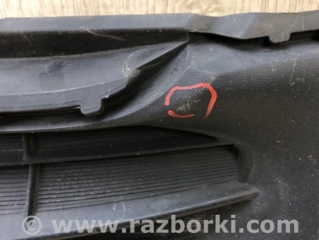 ФОТО Решетка переднего бампера для Toyota RAV-4 (15-18) Киев