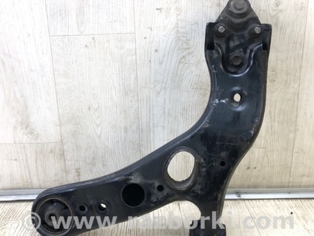 ФОТО Рычаг передний нижний для Toyota RAV-4 (15-18) Киев