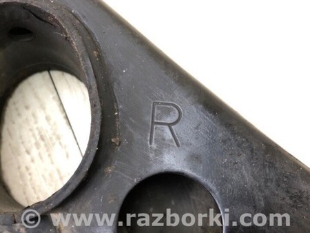 ФОТО Рычаг передний нижний для Toyota RAV-4 (15-18) Киев