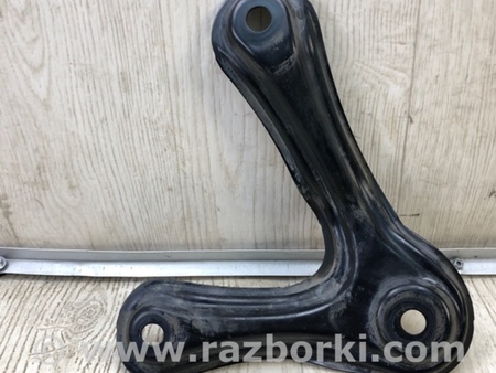 ФОТО Крепление балки подвески для Toyota RAV-4 (15-18) Киев