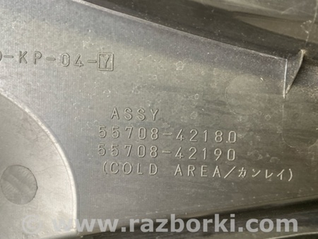 ФОТО Пластик под лобовое стекло (Жабо) для Toyota RAV-4 (15-18) Киев