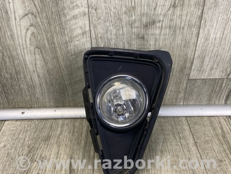 ФОТО Противотуманная фара для Toyota RAV-4 (15-18) Киев