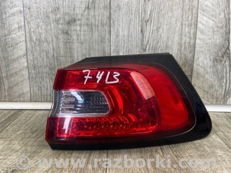 ФОТО Фонарь задний наружный для Jeep Cherokee (2014-) Киев