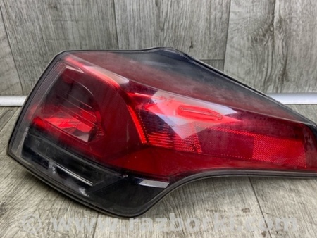 ФОТО Фонарь задний наружный для Toyota RAV-4 (15-18) Киев