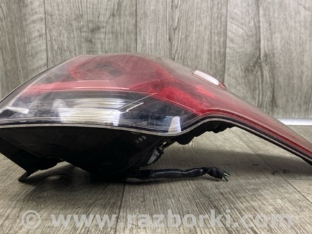 ФОТО Фонарь задний наружный для Toyota RAV-4 (15-18) Киев