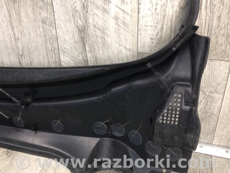 ФОТО Пластик под лобовое стекло (Жабо) для Lincoln MKZ (14-16) Киев