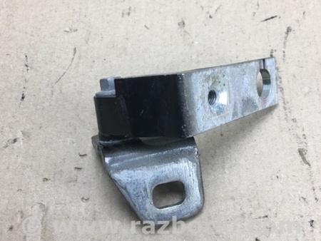 ФОТО Петля двери верхняя для Ford Focus 3 (01.2010 - 03.2018) Киев