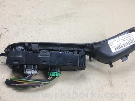 ФОТО Блок управления стеклоподъемником для Ford Focus 3 (01.2010 - 03.2018) Киев