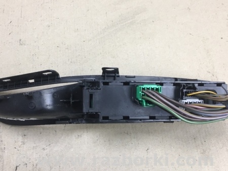ФОТО Блок управления стеклоподъемником для Ford Focus 3 (01.2010 - 03.2018) Киев