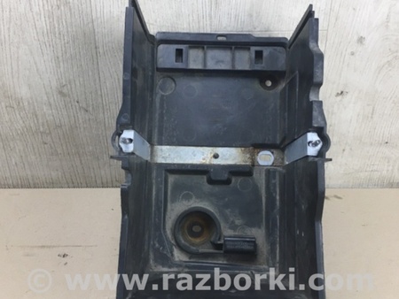 ФОТО Полка аккумулятора для Ford Focus 3 (01.2010 - 03.2018) Киев