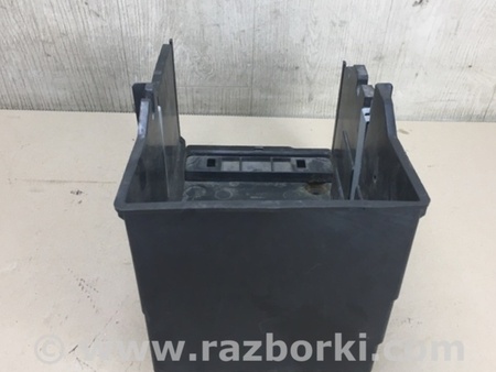 ФОТО Полка аккумулятора для Ford Focus 3 (01.2010 - 03.2018) Киев