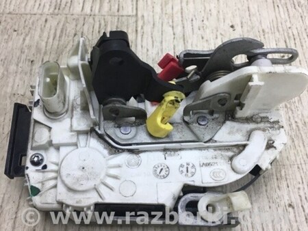 ФОТО Замок двери для Jeep Compass (06-15) Киев