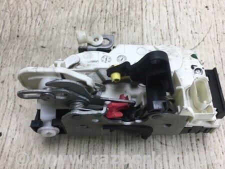 ФОТО Замок двери для Jeep Compass (06-15) Киев
