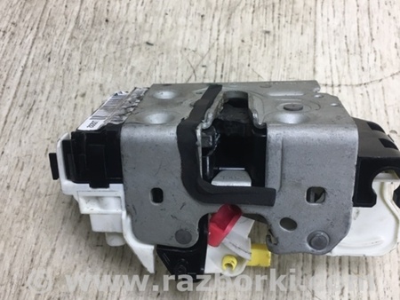 ФОТО Замок двери для Jeep Compass (06-15) Киев