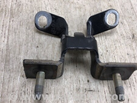 ФОТО Петля крышки багажника для Jeep Compass (06-15) Киев