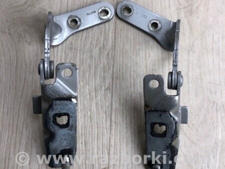ФОТО Петля крышки багажника для Nissan Pathfinder R52 Киев