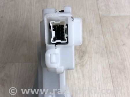 ФОТО Замок крышки багажника для Nissan Pathfinder R52 Киев