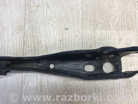 ФОТО Рычаг задний нижний поперечный для Nissan Pathfinder R52 Киев