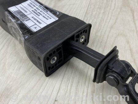 ФОТО Ограничитель двери для Volkswagen Jetta USA (10-17) Киев