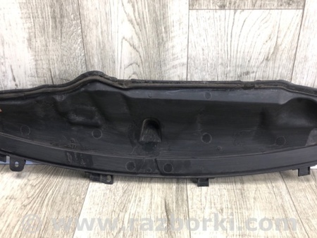 ФОТО Пластик под лобовое стекло (Жабо) для Ford Fiesta Mk6 (2008-2017) Киев