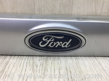 ФОТО Накладка крышки багажника для Ford Fiesta Mk6 (2008-2017) Киев