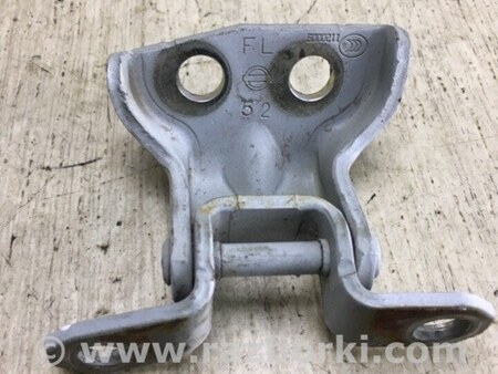 ФОТО Петля двери нижняя для Nissan NV200 USA (2013-) Киев