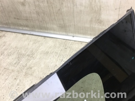 ФОТО Стекло в кузов для Toyota RAV-4 (15-18) Киев