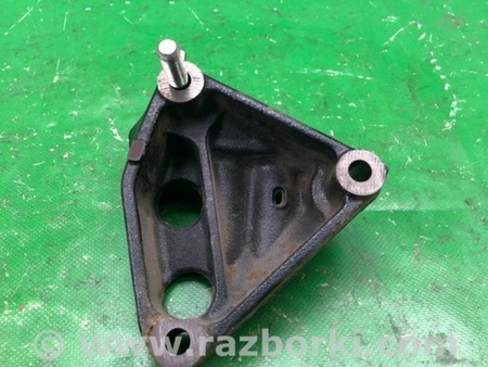 ФОТО Кронштейн крепления двигателя для Toyota RAV-4 (15-18) Киев